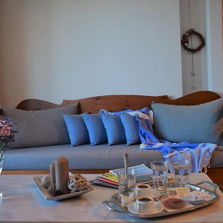 Iason Hotel Apartments Giosonas ภายนอก รูปภาพ