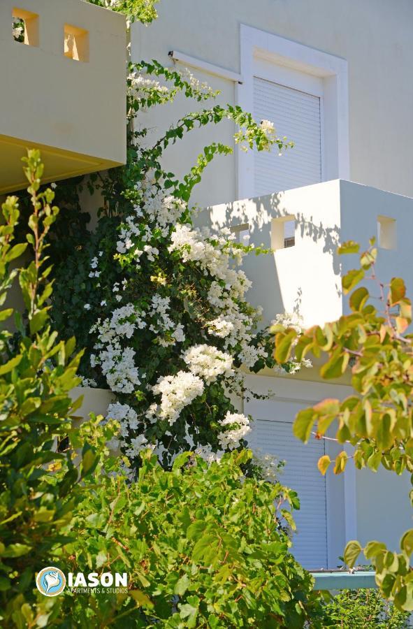Iason Hotel Apartments Giosonas ภายนอก รูปภาพ